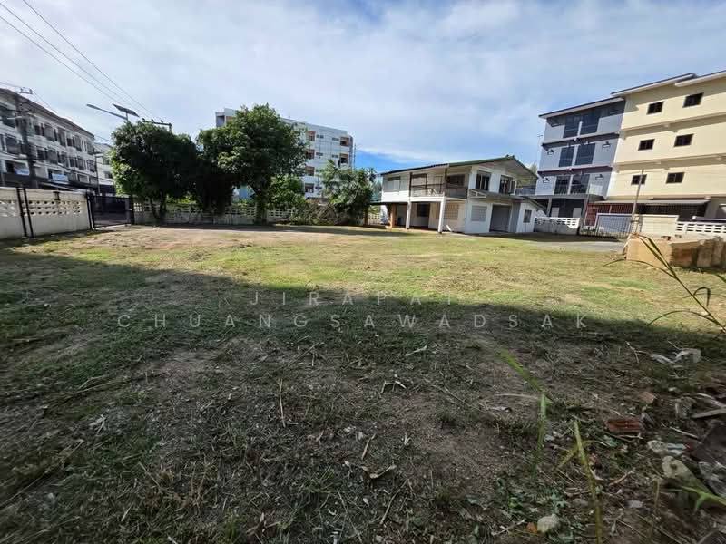 5-BR House, Chon Buri (Pattaya), Surasak, Si Racha, Chon Buri (Pattaya), 5 Bedrooms, 410 sqm, Single Detached House For Rent, by Jirapat Chuangsawadsak, 500280648 - DDproperty.com