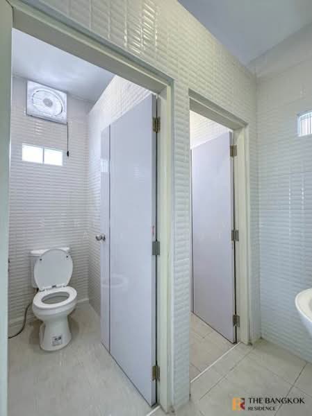 Baan Klang Muang Rama 9 - Ladprao, Bangkok, Soi Ladprao 88, Wang Thonglang, Wang Thonglang, Bangkok, 4 Bedrooms, 96 sqm, Townhouse For Sale, by Sirirut Havee Akehurst, 500280656 - DDproperty.com