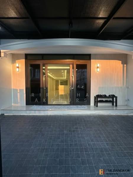 Baan Klang Muang Rama 9 - Ladprao : บ้านกลางเมือง พระรามเก้า - ลาดพร้าว, กรุงเทพ, ซอย ลาดพร้าว 88, วังทองหลาง, วังทองหลาง, กรุงเทพ, 96 ตร.ม., ทาวน์เฮ้าส์ ขาย, โดย Sirirut Havee Akehurst, 500280656 - DDproperty.com
