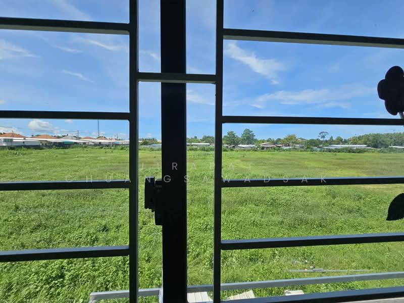 3-BR Townhouse, Chon Buri (Pattaya), Nong Pru, Bang Lamung (Pattaya), Chon Buri (Pattaya), 3 Bedrooms, 160 sqm, Townhouse For Rent, by Jirapat Chuangsawadsak, 500280667 - DDproperty.com