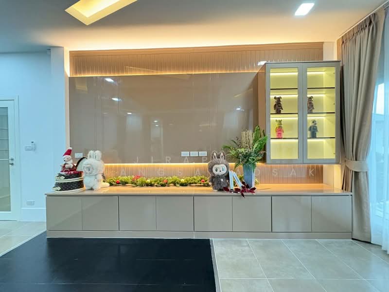 undefined, Chon Buri (Pattaya), Nong Pru, Bang Lamung (Pattaya), Chon Buri (Pattaya), 5 Bedrooms, 377 sqm, Single Detached House For Rent, by Jirapat Chuangsawadsak, 500280691 - DDproperty.com