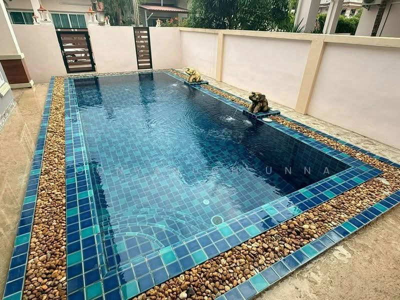 Baan Dusit Pattaya Garden, Chon Buri (Pattaya), Huai Yai, Bang Lamung (Pattaya), Chon Buri (Pattaya), 2 Bedrooms, 138 sqm, Single Detached House For Sale, by Boonyanuch Unna, 500280696 - DDproperty.com