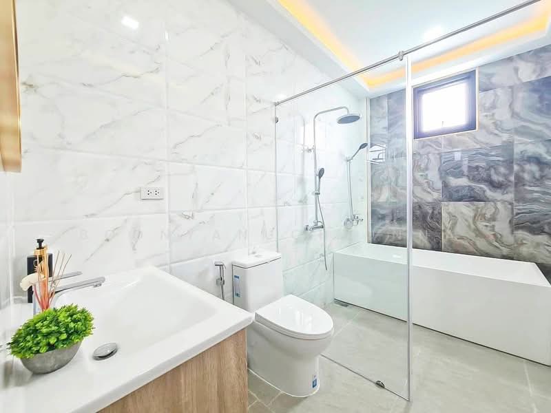 3-BR Villa, Chon Buri (Pattaya), Nong Pru, Bang Lamung (Pattaya), Chon Buri (Pattaya), 3 Bedrooms, 165 sqm, Villa For Sale, by Boonyanuch Unna, 500280704 - DDproperty.com