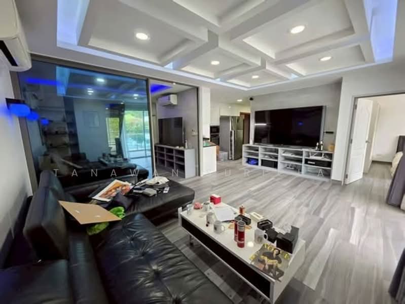 ขาย - The Lofts Pratumnak : เดอะ ลอฟท์ พระตำหนัก, ชลบุรี