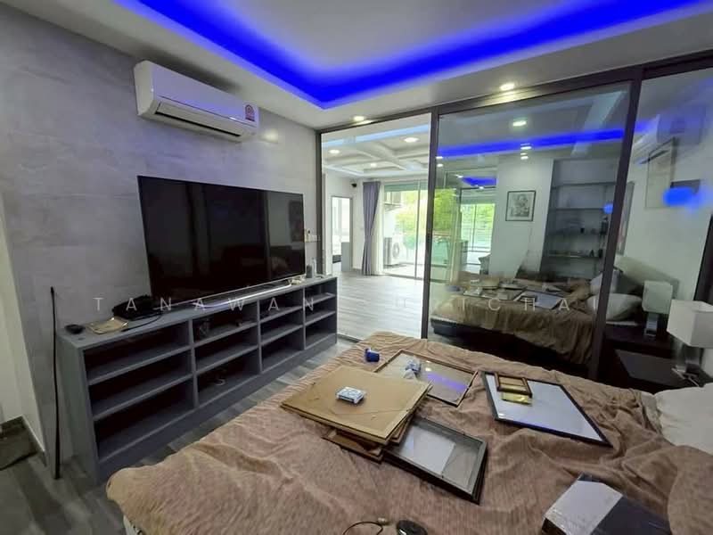 ขาย - The Lofts Pratumnak : เดอะ ลอฟท์ พระตำหนัก, ชลบุรี