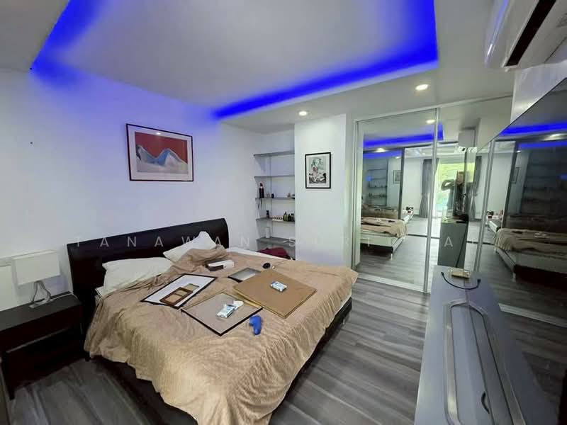 ขาย - The Lofts Pratumnak : เดอะ ลอฟท์ พระตำหนัก, ชลบุรี