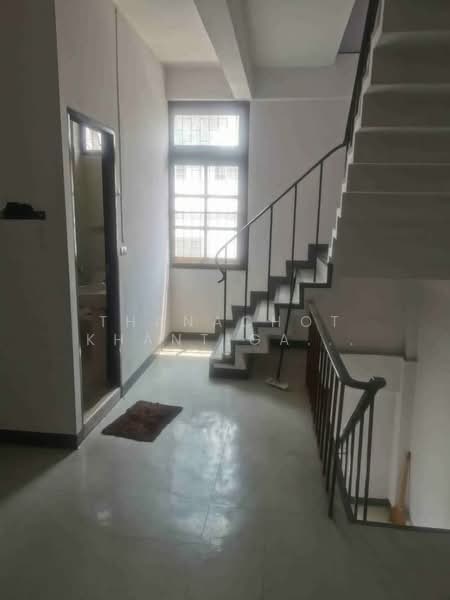 2-BR House, Bangkok, Hua Mak, Bang Kapi, Bangkok, 2 Bedrooms, 93 sqm, Single Detached House For Sale, by Thanachot Khantigamongun, 500280778 - DDproperty.com