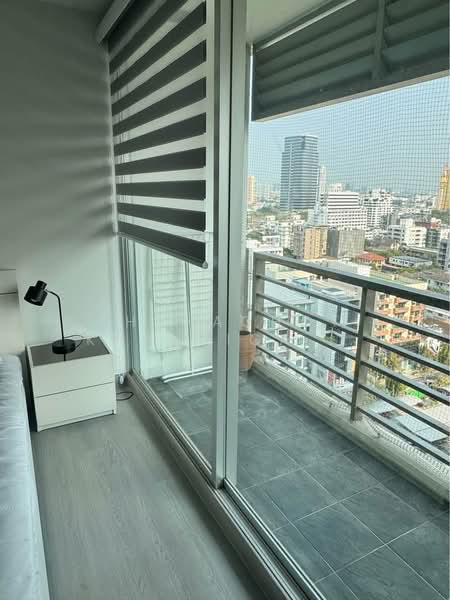 Noble Lite, Bangkok, 46 Soi Aree 1, Phaholyothin Road, Samsen Nai, Phaya Thai, Bangkok, Studio, 35 sqm, Condo For Rent, by Thanachot Khantigamongun, 500280795 - DDproperty.com