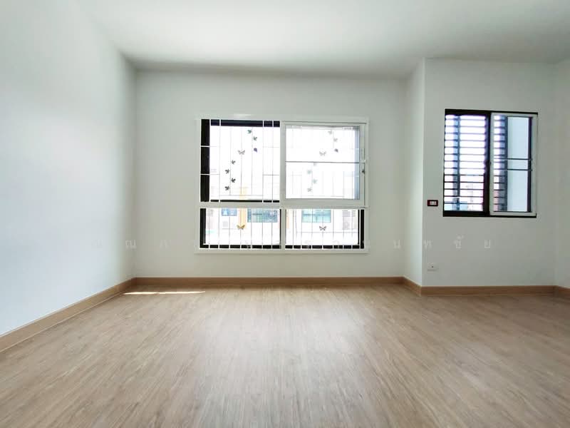 Pruksalite Lox Sukhumvit-Theparak, Samut Prakan, Soi Sri Bunruang 1, Bang Muang Mai, Muang Samut Prakarn, Samut Prakan, 3 Bedrooms, 100 sqm, Townhouse For Sale, by ปุณณภา นารานนทชัย, 500280828 - DDproperty.com