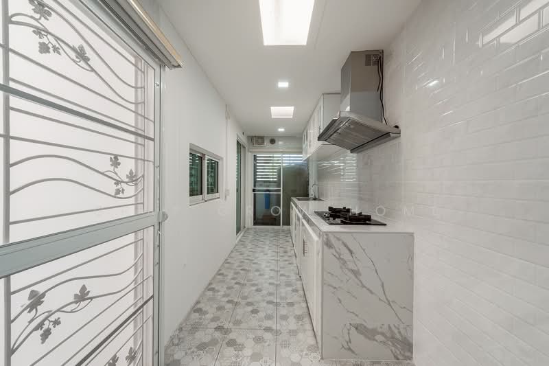 The Village Bangna-Wongwaen 3, Samut Prakan, Bangna Trad Km.10 Road, Bangphli Yai, Bang Plee, Samut Prakan, 3 Bedrooms, 132 sqm, Semi-Detached House (Twin House) For Sale, by Grap Grow Home, 500280832 - DDproperty.com