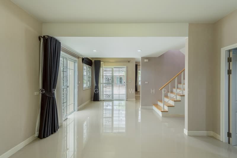 The Village Bangna-Wongwaen 3, Samut Prakan, Bangna Trad Km.10 Road, Bangphli Yai, Bang Plee, Samut Prakan, 3 Bedrooms, 132 sqm, Semi-Detached House (Twin House) For Sale, by Grap Grow Home, 500280832 - DDproperty.com