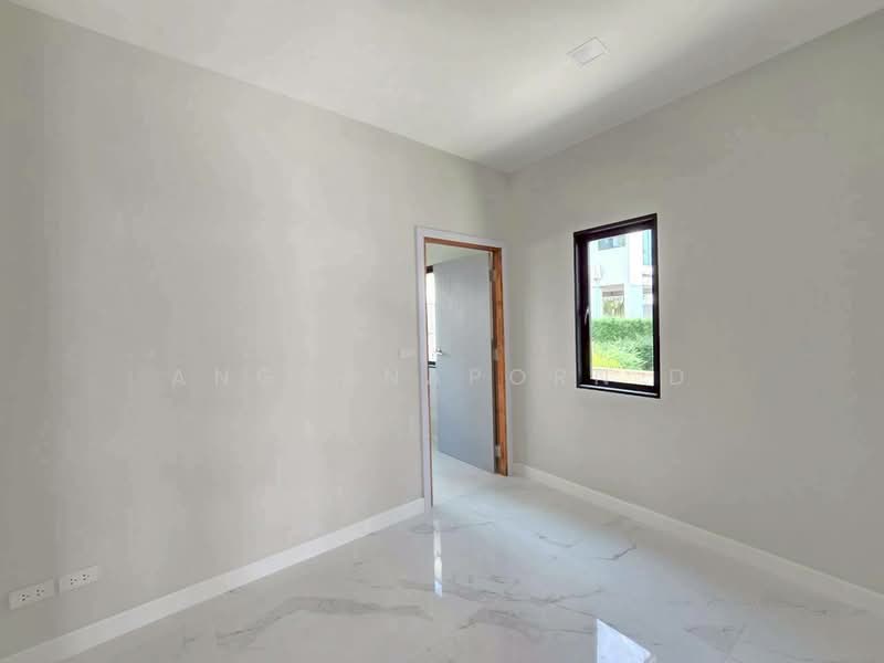 Setthasiri Charun-Pinklao, Bangkok, Lieb Tangrotfai Road, Bang Khun Non, Bangkok Noi, Bangkok, 4 Bedrooms, 353 sqm, Single Detached House For Sale, by Angsanaporn D, 500280854 - DDproperty.com