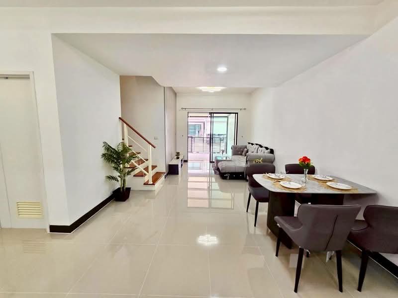 The Connect Wongwaen - Ramintra 2 : เดอะ คอนเนค วงแหวน - รามอินทรา 2, กรุงเทพ, ถนนเลียบวงแหวนกาญจนาภิเษก, ท่าแร้ง, บางเขน, กรุงเทพ, 84 ตร.ม., ทาวน์เฮ้าส์ ขาย, โดย นภัสศรณ์ วงศ์สินไทยกร (นันท์), 500280862 - DDproperty.com