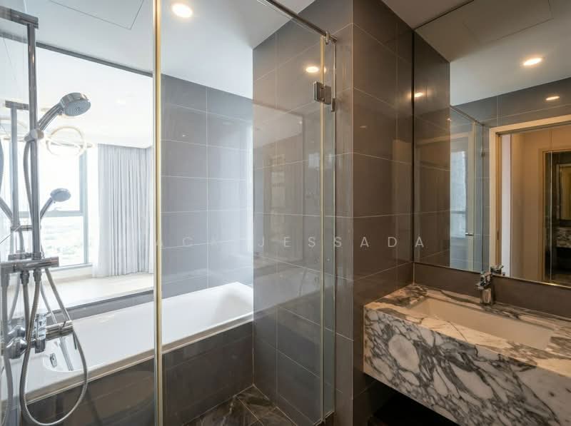 Q Chidlom-Phetchaburi, Bangkok, 1088 Phetchaburi Road, Makkasan, Ratchathewi, Bangkok, 2 Bedrooms, 64 sqm, Condo For Sale, by Zack Jessada, 500280866 - DDproperty.com