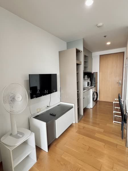 Noble Revo Silom, Bangkok, 88 Soi Surasak Surasak Road, Silom, Bang Rak, Bangkok, 1 Bedroom, 35 sqm, Condo For Rent, by Nantaporn Sankhiao, 500280878 - DDproperty.com