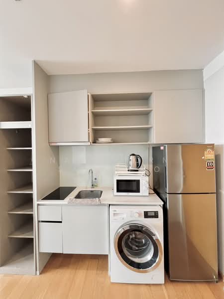 Noble Revo Silom, Bangkok, 88 Soi Surasak Surasak Road, Silom, Bang Rak, Bangkok, 1 Bedroom, 35 sqm, Condo For Rent, by Nantaporn Sankhiao, 500280878 - DDproperty.com