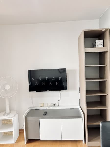 Noble Revo Silom, Bangkok, 88 Soi Surasak Surasak Road, Silom, Bang Rak, Bangkok, 1 Bedroom, 35 sqm, Condo For Rent, by Nantaporn Sankhiao, 500280878 - DDproperty.com