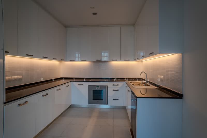 185 Rajadamri, Bangkok, 185 Rajadamri Road, Lumphini, Pathum Wan, Bangkok, 4 Bedrooms, 299 sqm, Condo For Rent, by ศรราม เสนานุช, 500280879 - DDproperty.com
