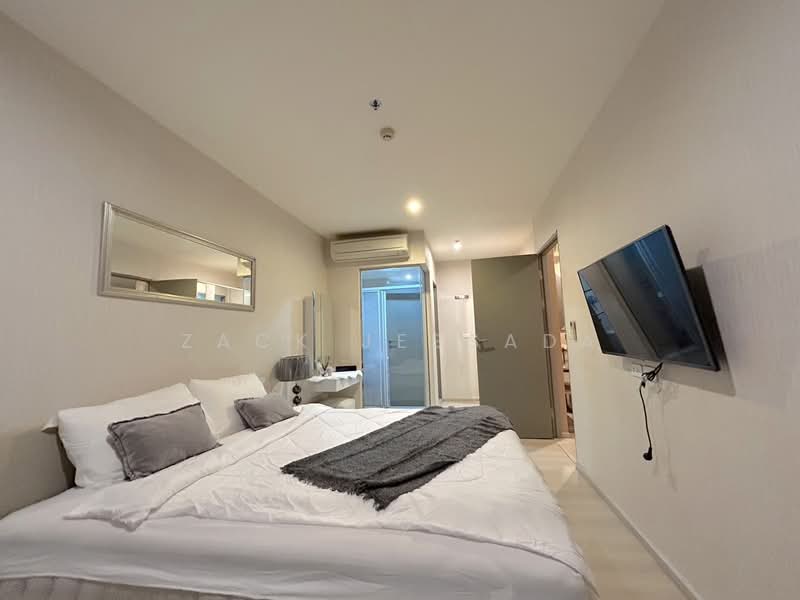 Life Ratchadapisek, Bangkok, 279 Ratchadapisaek Road, Huai Khwang, Huai Khwang, Bangkok, 2 Bedrooms, 65 sqm, Condo For Sale, by Zack Jessada, 500280889 - DDproperty.com