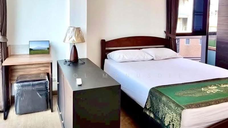 Chateau In Town Ratchada 10, Bangkok, - Soi Ratchadapisek 10 intersection 7 Ratchadapisek Road, Huai Khwang, Huai Khwang, Bangkok, 1 Bedroom, 41 sqm, Condo For Sale, by Adool Manusdee, 500280921 - DDproperty.com