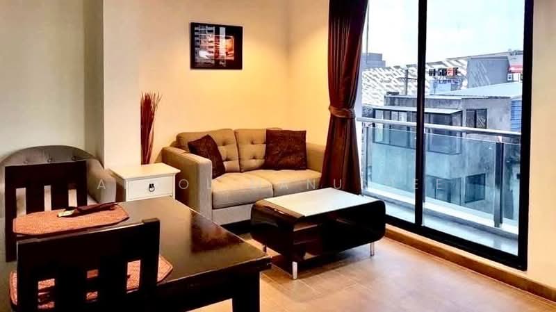 Chateau In Town Ratchada 10, Bangkok, - Soi Ratchadapisek 10 intersection 7 Ratchadapisek Road, Huai Khwang, Huai Khwang, Bangkok, 1 Bedroom, 41 sqm, Condo For Sale, by Adool Manusdee, 500280921 - DDproperty.com