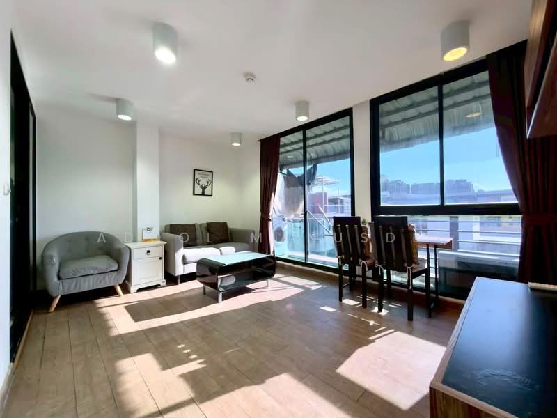 Chateau In Town Ratchada 10, Bangkok, Soi Ratchadapisek 10 intersection 7 Ratchadapisek Road, Huai Khwang, Bangkok, 1 Bedroom, 41 sqm, Condo For Sale, by Adool Manusdee, 500280921 - DDproperty.com