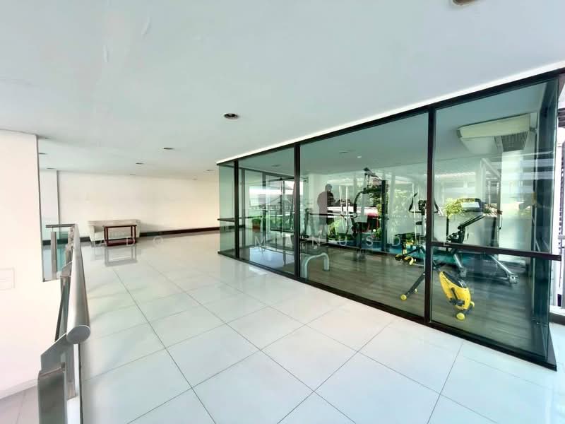 Chateau In Town Ratchada 10, Bangkok, Soi Ratchadapisek 10 intersection 7 Ratchadapisek Road, Huai Khwang, Bangkok, 1 Bedroom, 41 sqm, Condo For Sale, by Adool Manusdee, 500280921 - DDproperty.com