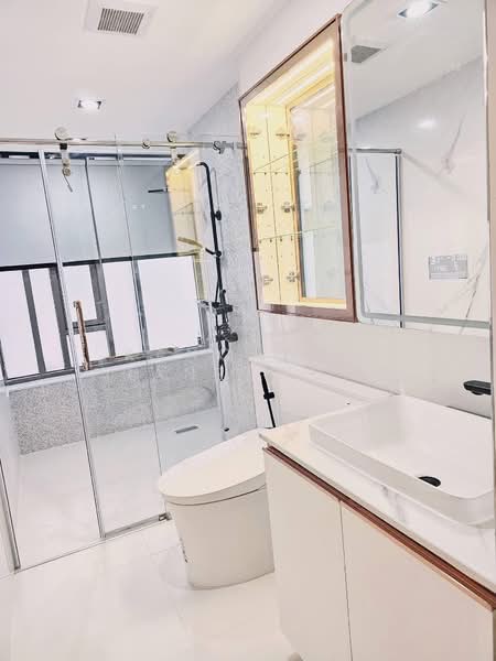Klass Silom, Bangkok, 52 Silom Road, Silom, Bang Rak, Bangkok, 1 Bedroom, 51 sqm, Condo For Sale, by Kanchana Praneewong, 500280925 - DDproperty.com