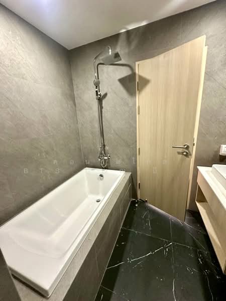 Skyrise Avenue Sukhumvit 64, Bangkok, 3 Soi Sukhumvit 64, Bang Chak, Phra Khanong, Bangkok, 2 Bedrooms, 53 sqm, Condo For Sale, by คอนโดใกล้ BTS ปุณณวิถี ขายคอนโดสกายไรส์ อเวนิว สุขุมวิท 64, 500280956 - DDproperty.com