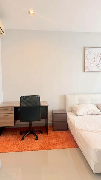 The Room Sukhumvit 62, Bangkok, 2288 Sukhumvit Road, Bang Chak, Phra Khanong, Bangkok, 2 Bedrooms, 76 sqm, Condo For Rent, by Win Chan, 500280990 - DDproperty.com