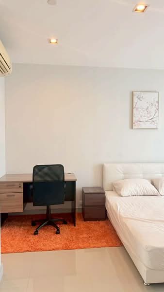 The Room Sukhumvit 62, Bangkok, 2288 Sukhumvit Road, Bang Chak, Phra Khanong, Bangkok, 2 Bedrooms, 76 sqm, Condo For Rent, by Win Chan, 500280990 - DDproperty.com