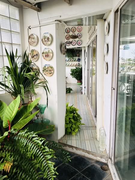 For Sale - Tara Ruen Ake, Bangkok