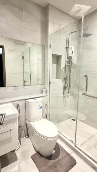 Rhythm Ekkamai Estate, Bangkok, Soi Sukhumvit 63, Khlongtoei Nua, Watthana, Bangkok, 2 Bedrooms, 99 sqm, Condo For Rent, by Wanphen Khemprasit, 500280997 - DDproperty.com