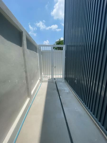 ขาย/เช่า Smart Utility Home รัตนาธิเบศร์ 600 ตร.ม. ครบจบ บ้าน ออฟฟิศ โกดัง ใกล้ MRT, Nonthaburi, รัตนาธิเบศร์, Bang Rak Noi, Muang Nonthaburi, Nonthaburi, , 600 sqm, Office Space For Rent, by Wanlapa Charoonthum, 500281037 - DDproperty.com