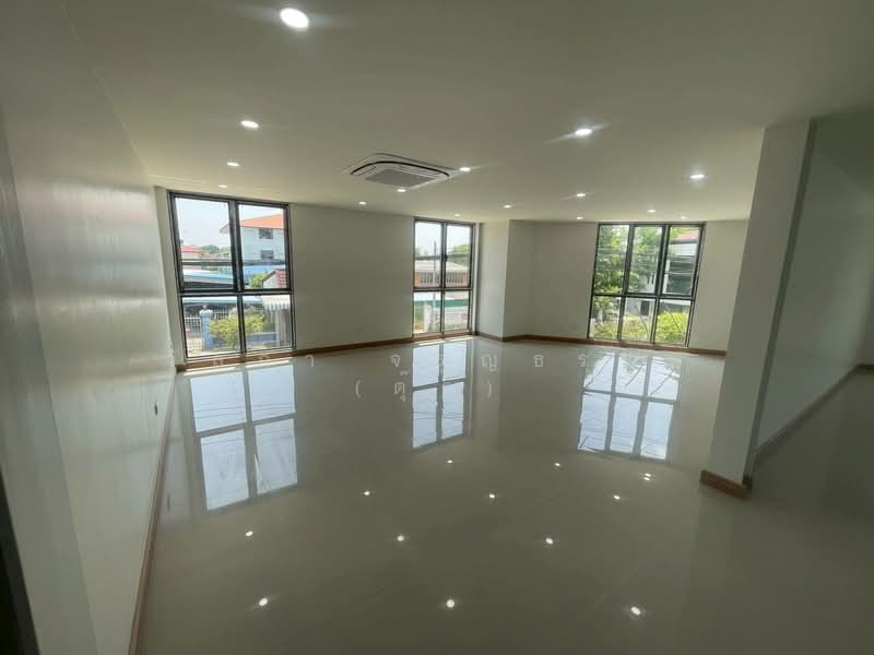 ขาย/เช่า Smart Utility Home รัตนาธิเบศร์ 600 ตร.ม. ครบจบ บ้าน ออฟฟิศ โกดัง ใกล้ MRT, Nonthaburi, รัตนาธิเบศร์, Bang Rak Noi, Muang Nonthaburi, Nonthaburi, , 600 sqm, Office Space For Rent, by Wanlapa Charoonthum, 500281037 - DDproperty.com