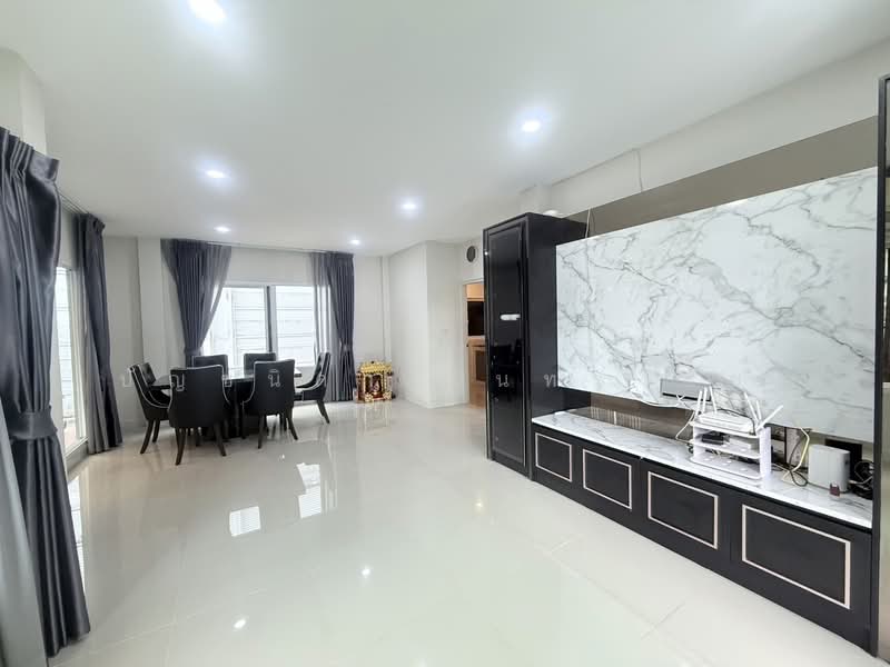 Centro Bangna-Wongwean, Bangkok, Kanchanaphisek Road, Dok Mai, Prawet, Bangkok, 4 Bedrooms, 190 sqm, Single Detached House For Rent, by ปัญชนิดา จันทรงชัย, 500281039 - DDproperty.com
