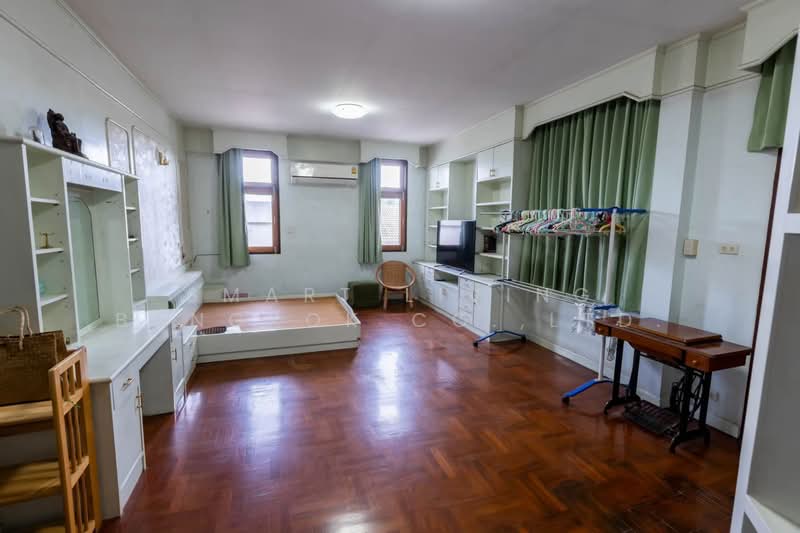 Navatanee Residence, Bangkok, Navatanee Road, Ram Inthra, Khan Na Yao, Bangkok, 5 Bedrooms, 980 sqm, Single Detached House For Sale, by Smart Living Bangkok Co.,Ltd., 500281040 - DDproperty.com