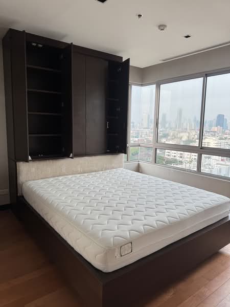 ให้เช่า - The Lofts Yennakart : เดอะ ล็อฟท์ เย็นอากาศ, กรุงเทพ