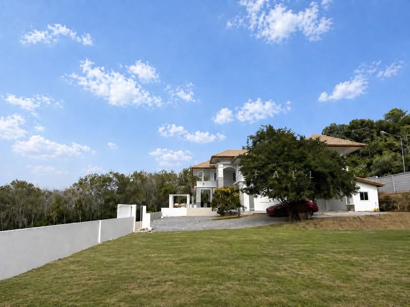 DiOHANA GRANDHILL VILLA, Phuket, 153 30, Mai Khao, Thalang District, Phuket, Mai Khao, Thalang, Phuket, 7 Bedrooms, 920 sqm, Villa For Rent, by Mark Horsfall, 500281070 - DDproperty.com