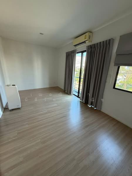 Baan Klang Muang Rama 9-On Nut : บ้านกลางเมือง พระราม 9-อ่อนนุช, กรุงเทพ, ถนนกรุงเทพ-ชลบุรี สายใหม่, ประเวศ, ประเวศ, กรุงเทพ, 250 ตร.ม., ทาวน์เฮ้าส์ ให้เช่า, โดย เฌอณิษฐา  นิติวัชญ์วาณิช, 500281134 - DDproperty.com