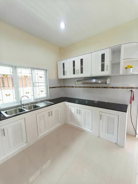 ให้เช่าบ้านเดี่ยวหลังใหญ่ เนื้อที่เยอะ ชากค้อ ศรีราชา, Chon Buri (Pattaya), Surasak, Si Racha, Chon Buri (Pattaya), 3 Bedrooms, 300 sqm, Single Detached House For Rent, by Dusit Saengfa, 500281156 - DDproperty.com
