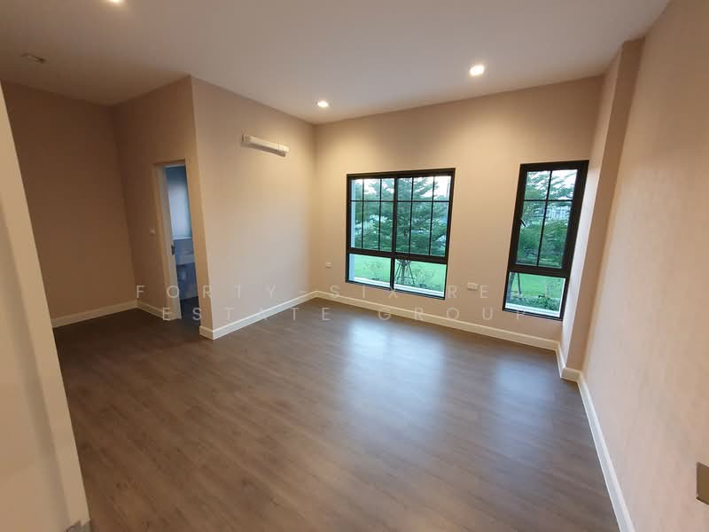 Grand Bangkok Boulevard Sathorn – Ratchapruek, Bangkok, Ratchaphruek Road, Bang Ra Mat, Taling Chan, Bangkok, 4 Bedrooms, 252 sqm, Single Detached House For Rent, by Forty-Six Real Estate Group, 500281159 - DDproperty.com