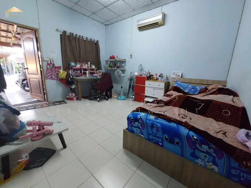 ขายบ้านพักพร้อมบ้านเช่า 7 หลัง ผู้เช่าเต็ม ศรีราชา ทำเลใกล้มอเตอร์เวย์ สร้างรายได้ทันที, ชลบุรี, ศรีราชาหนองค้อ, สุรศักดิ์, ศรีราชา, ชลบุรี, 2,044 ตร.ม., กิจการ ขาย, โดย Sirapha Sermsuntiwanit, 500281189 - DDproperty.com