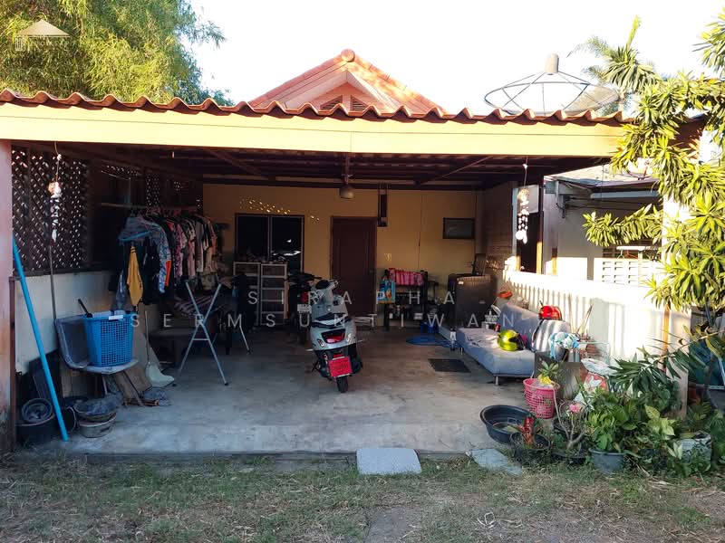 House + 7 Rental Units for Sale (Fully Occupied) – Sriracha, Chon Buri (Pattaya), ศรีราชาหนองค้อ, Surasak, Si Racha, Chon Buri (Pattaya), , 2,044 sqm, Business For Sale, by สิราภา เสริมสันติวาณิช, 500281189 - DDproperty.com