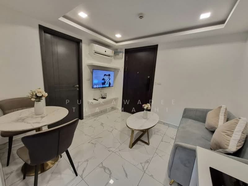 Arcadia Center Suites : อคาเดีย เซ็นเตอร์ สวีท, ชลบุรี, ถ.ทัพพระยา, หนองปรือ, บางละมุง, ชลบุรี, 32 ตร.ม., คอนโด ให้เช่า, โดย Pukkawadee Thapmathi, 500281203 - DDproperty.com