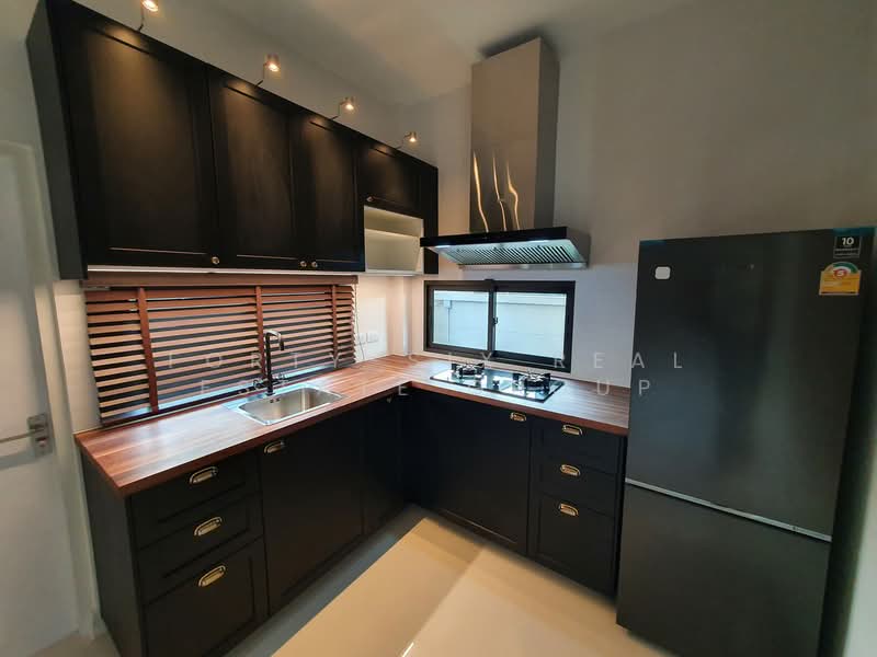 Bangkok Boulevard Sathorn-Pinklao 2, Nonthaburi, Bang Kruai-Chong Thanom Road, Mahasawat, Bang Kruai, Nonthaburi, 4 Bedrooms, 252 sqm, Single Detached House For Rent, by Forty-Six Real Estate Group, 500281204 - DDproperty.com