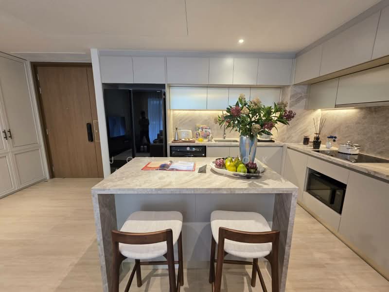 Via 61, Bangkok, Khlong Tan Nua, Watthana, Bangkok, 2 Bedrooms, 100 sqm, Condo For Sale, by Jomchanok Aswavibul, 500281216 - DDproperty.com