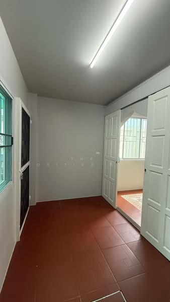 Commercial Building in Chiang Mai Business Park (CBP), Chiang Mai, Nong Pa Krang, Muang Chiang Mai, Chiang Mai, 2 Bedrooms, 230 sqm, Townhouse For Rent, by The Positive ที่ดิน บ้าน คอนโด, 500281219 - DDproperty.com