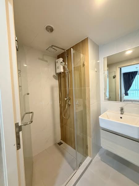 The Excel Hideaway Sukhumvit 50, Bangkok, 1112 Roem Charoen Alley, Phra Kanong, Khlong Toei, Bangkok, 1 Bedroom, 30 sqm, Condo For Rent, by Jarunat K, 500281238 - DDproperty.com