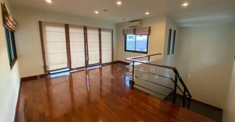 Baan Sasida, Bangkok, 19/1 Sukhumvit, Khong Tan, Khlong Toei, Bangkok, 3 Bedrooms, 250 sqm, Condo For Rent, by Anyaporn Srikanlayanabut, 500281270 - DDproperty.com